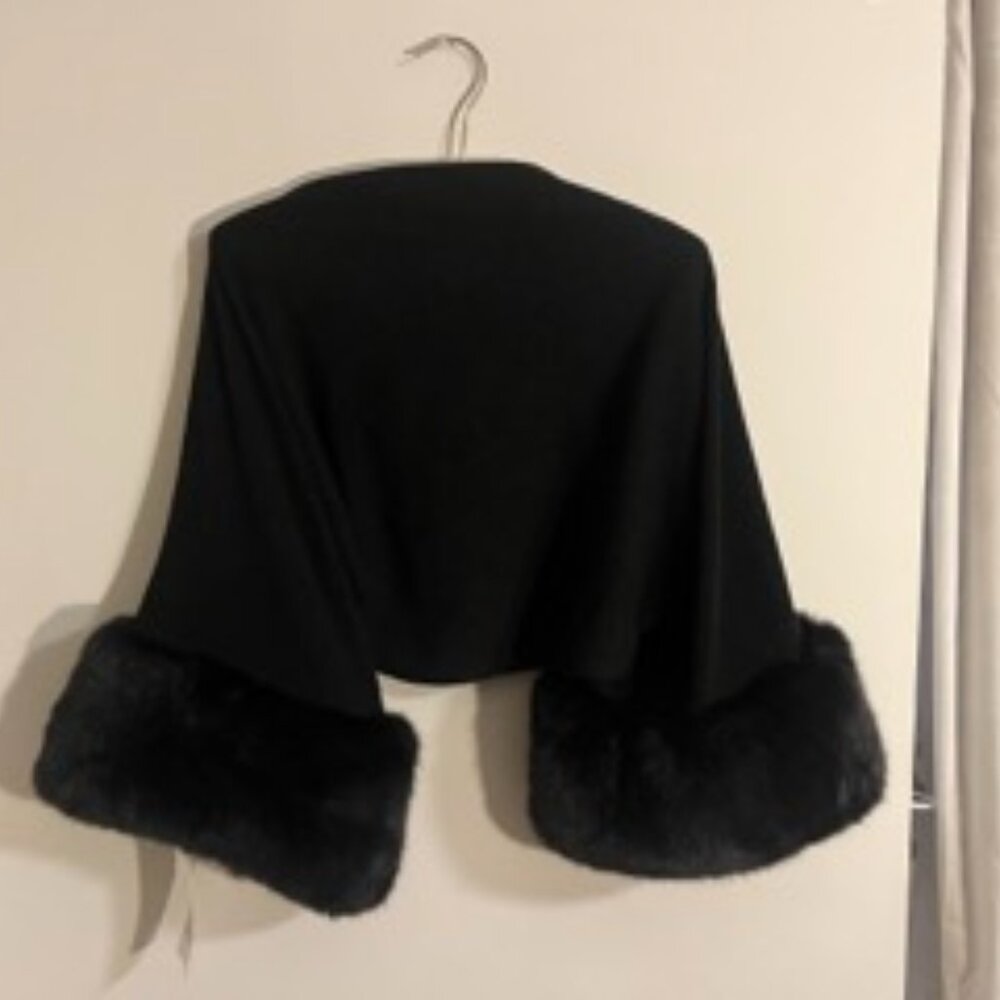 Joseph Ribkoff Fur Cuff Cover Up NWT - Picture 9 of 9